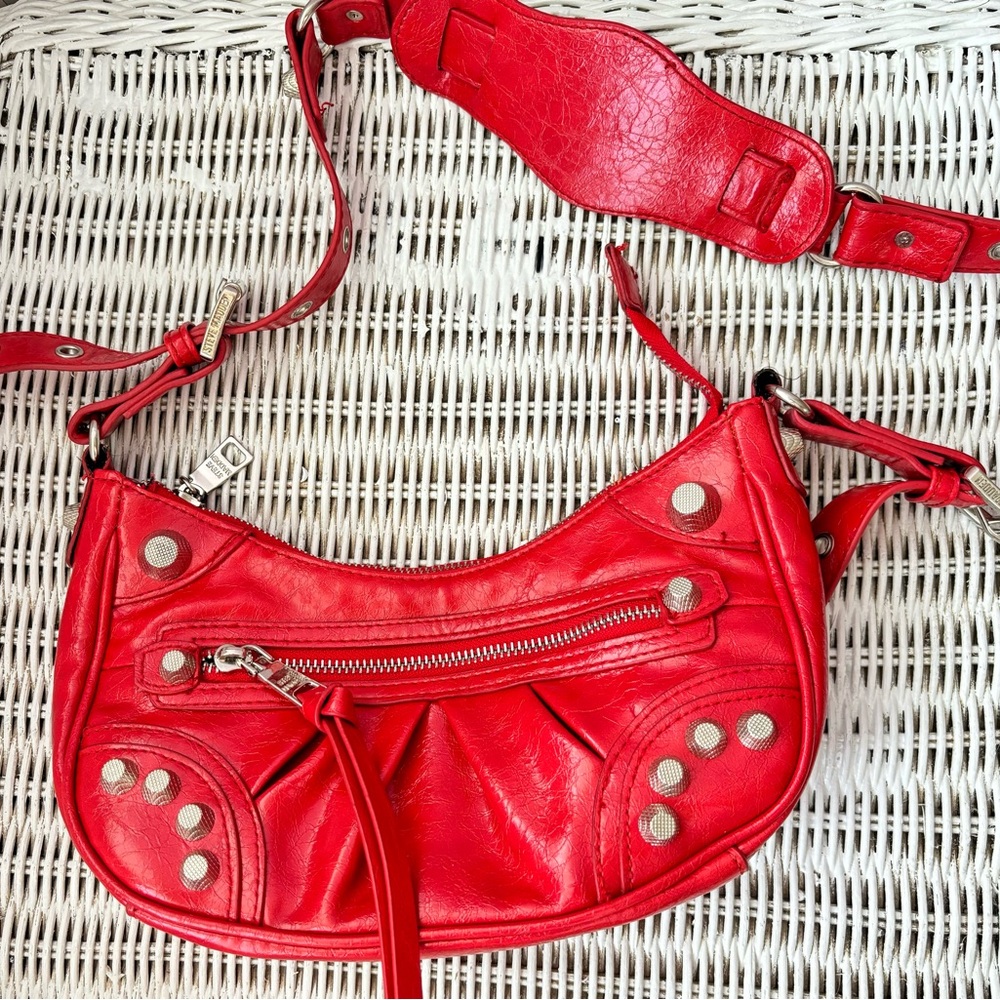 Steve Madden RED Rhinestone BGLOW-R Faux Leather Crossbody Bag – Gently Used